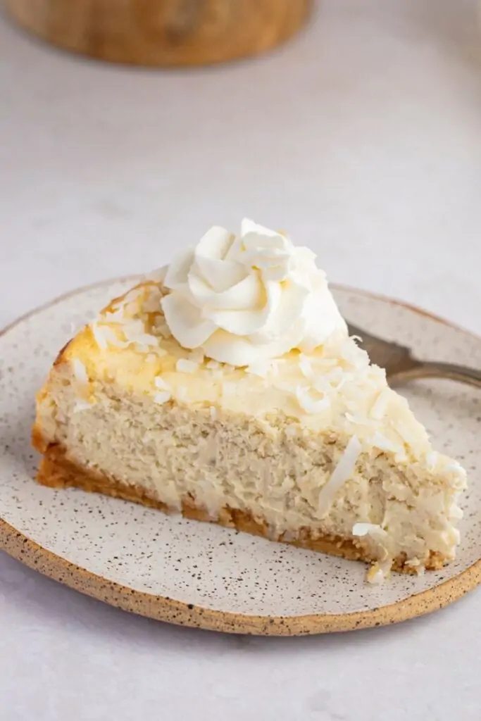 image showing the banana cream cheese cake