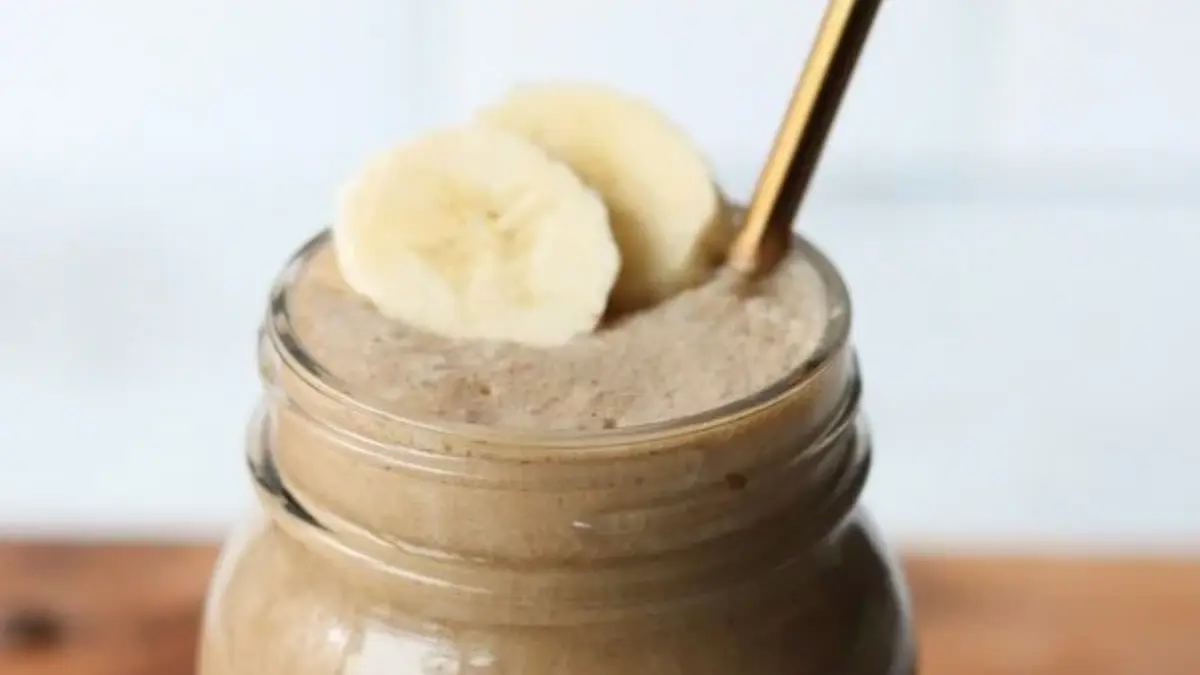 Image sowing Banana coffee smoothie
